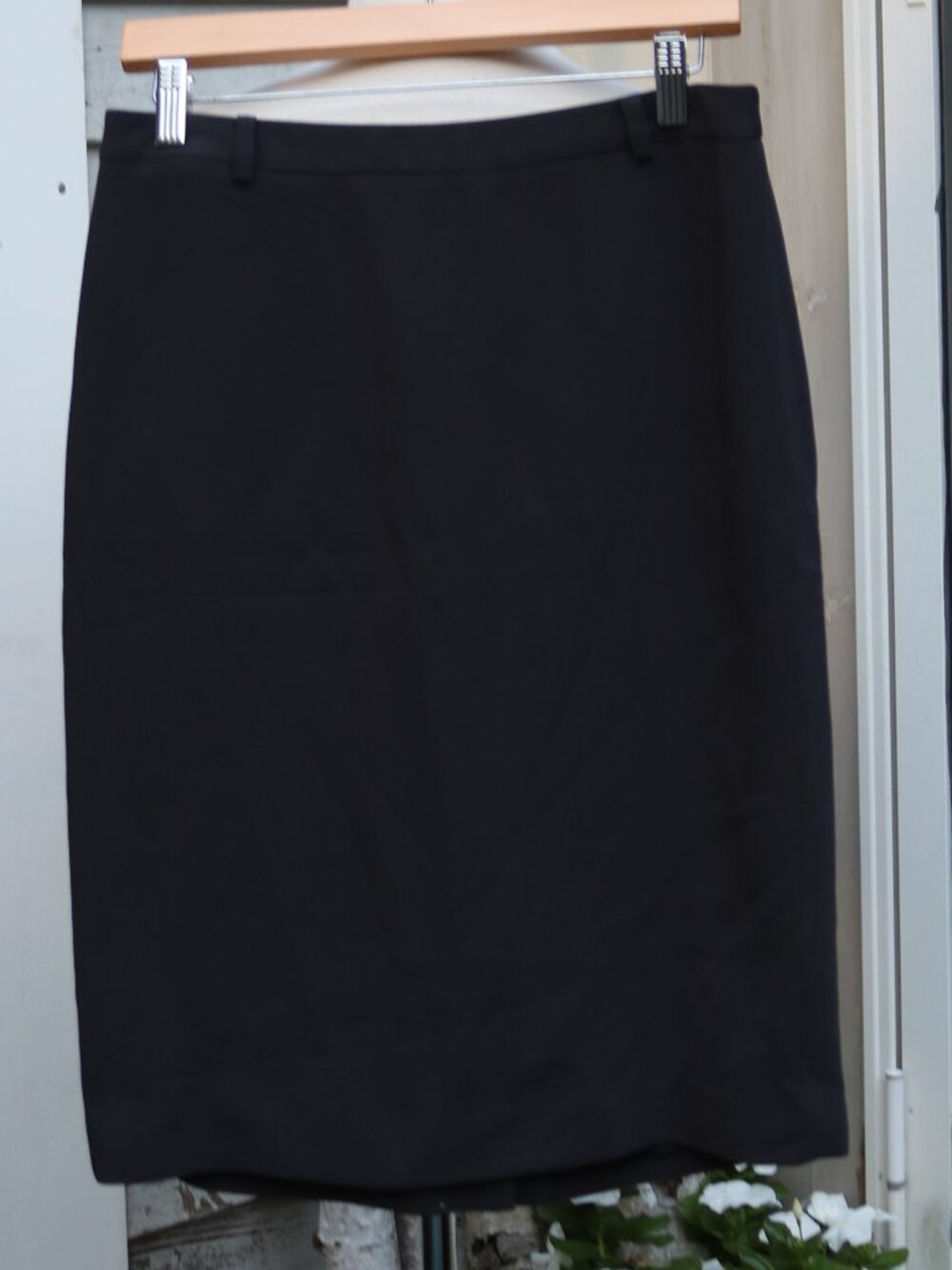 LOFT Black Poly Crepe Lined Classic Pencil Skirt Sz 6